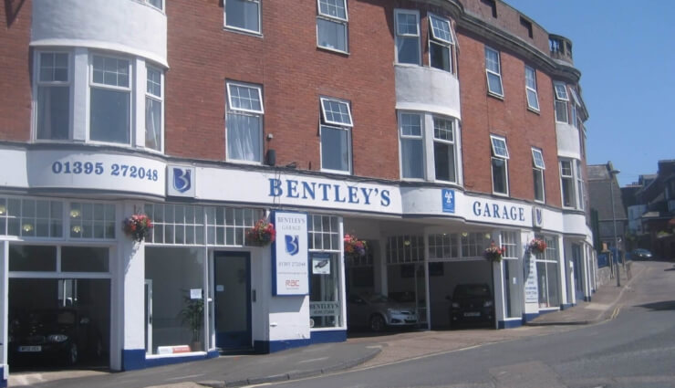 Bentley’s Garage (Devon) Featured Image